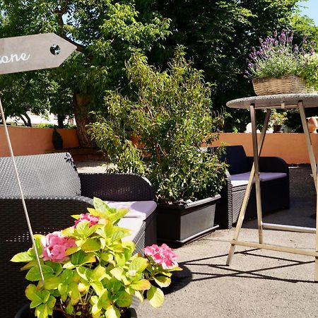 Gasthaus Zur Rebe Меринг Экстерьер фото